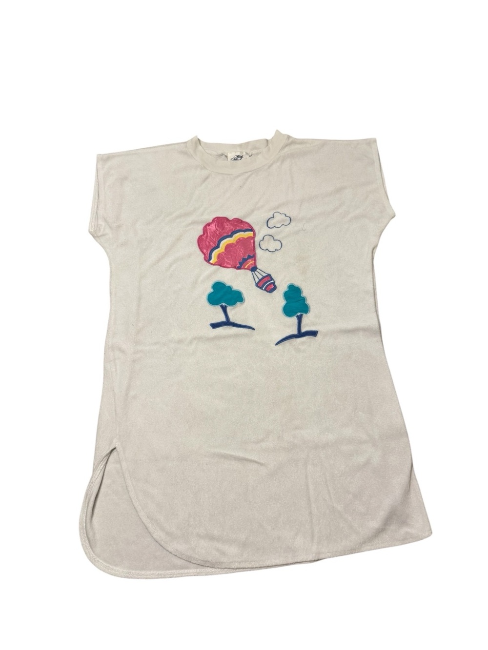 Beth Michaels | Vintage Cream Short-Sleeve Tunic with Pink Teal Hot Air Balloon